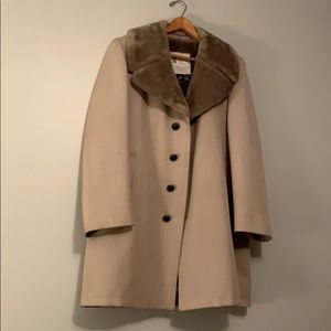 Beige vintage London fog coat